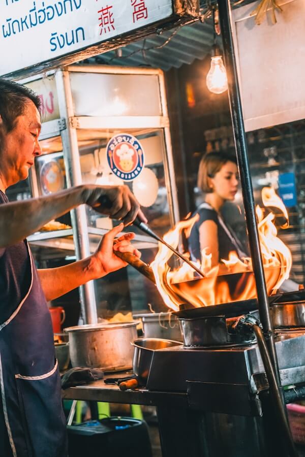 Chinese wok chain restaurant with heavy-duty ESP exhaust system